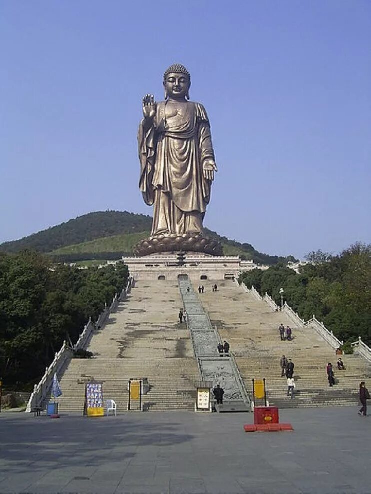 Большие статуи. Великий Будда в Лингшане, Китай. Чжунъюаньская статуя Будды. Большая статуя Будды в Улан-Баторе. Будда Шакьямуни статуя самая большая в мире.