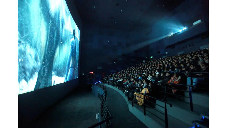В каких кинотеатрах показывают дюну. Аймакс 3д. Nescafe IMAX кинотеатр. Аймакс 3д Капитолий. Киносфера IMAX экран.
