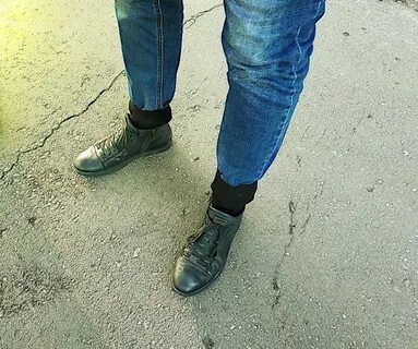 Заправленные штаны