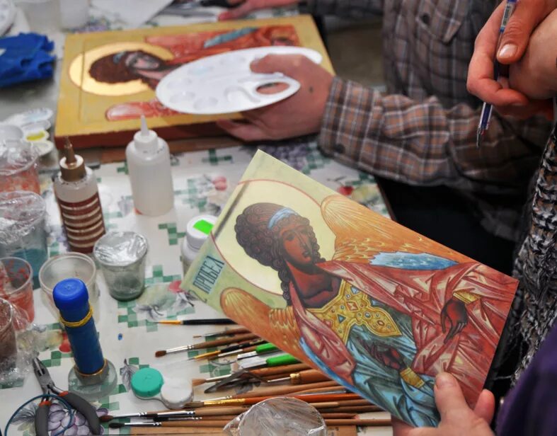 Краски пигменты для иконописи. Гуашь 36 цветов. Краски для иконописи. Школы иконописные мастерские на древней руси. Иконописная мастерская андрея первозванного сергиев посад.