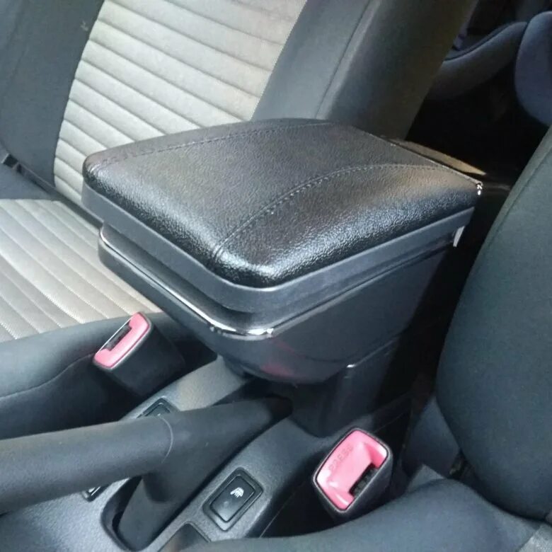 Подлокотник suzuki sx4 2006-2012. Подлокотник сузуки сх4 2008. Подлокотник для сузуки sx4 хэтчбек. Подлокотник сузуки сх4 2008. Подлокотник suzuki sx4.