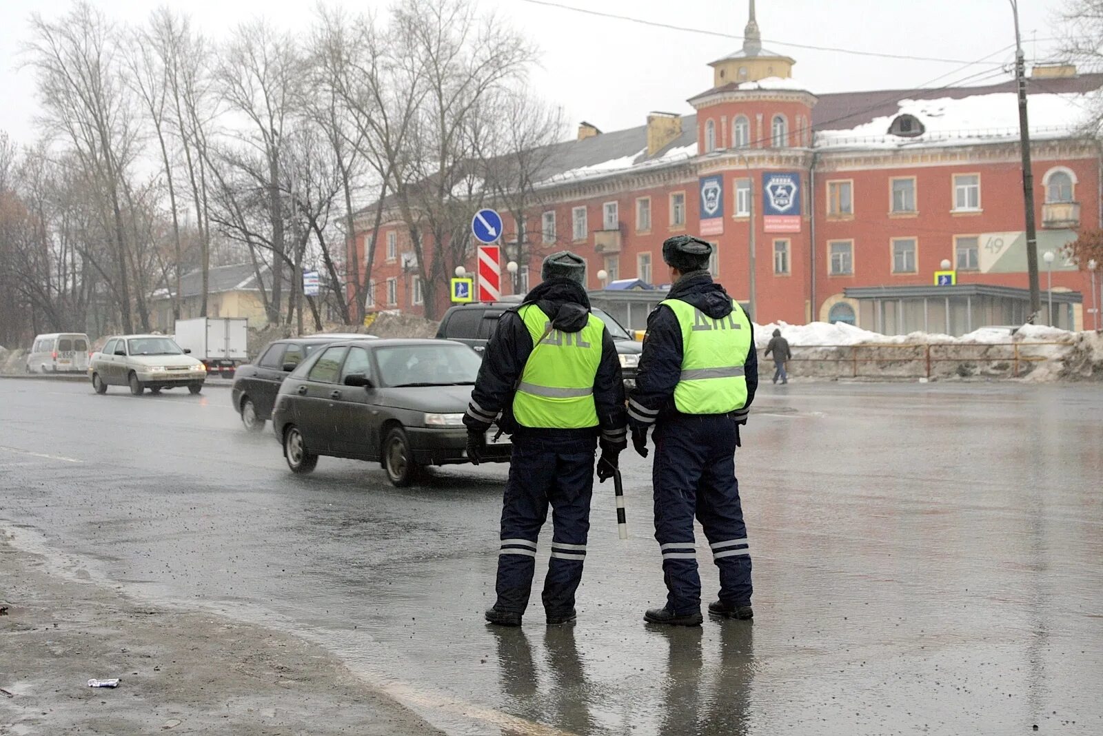 1 новости самары. Инспектор ГИБДД. Полиция Самара. Полицейский. ДПС.