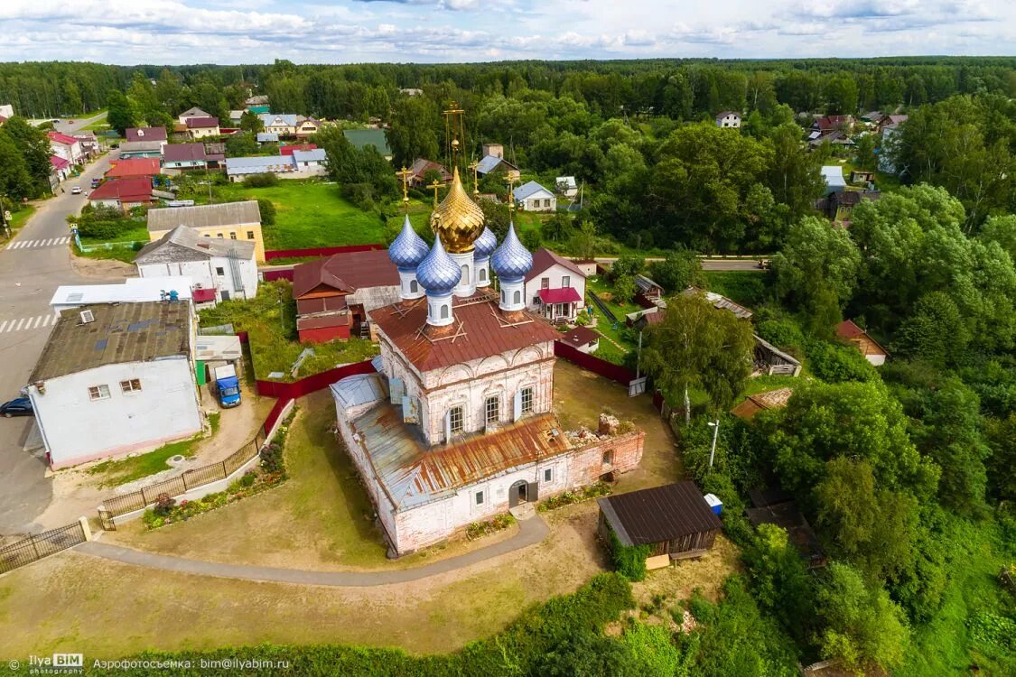 Поселок ярославский. Село Некрасовское Ярославской области. Храм Рождества Пресвятой Богородицы поселок Некрасовское. Храм Рождества Пресвятой Богородицы Ярославская область. Ярославль поселок Некрасовское.