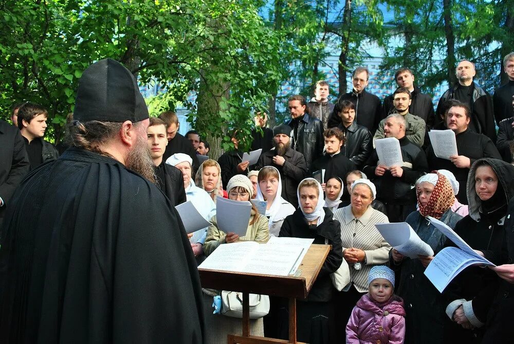 Лавра регент. Регентская школа троице сергиева лавра. троице сергиева лавра хор мормыля. отец матфей хор троице сергиевой лавры. матфей мормыль.