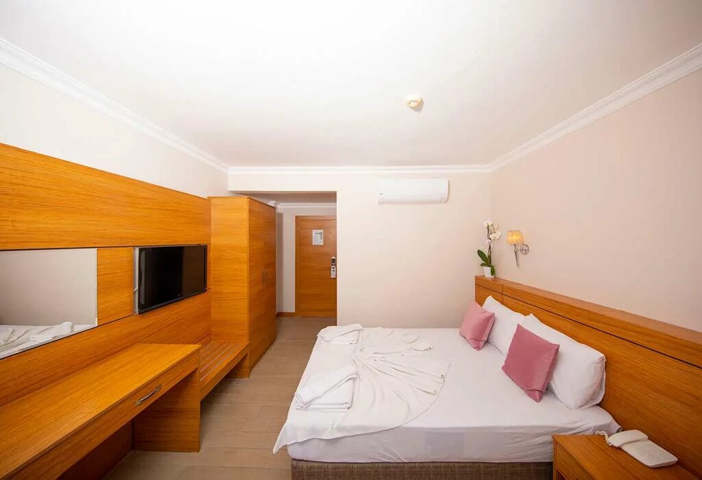 Beso beach hotel 4 турция чамьюва