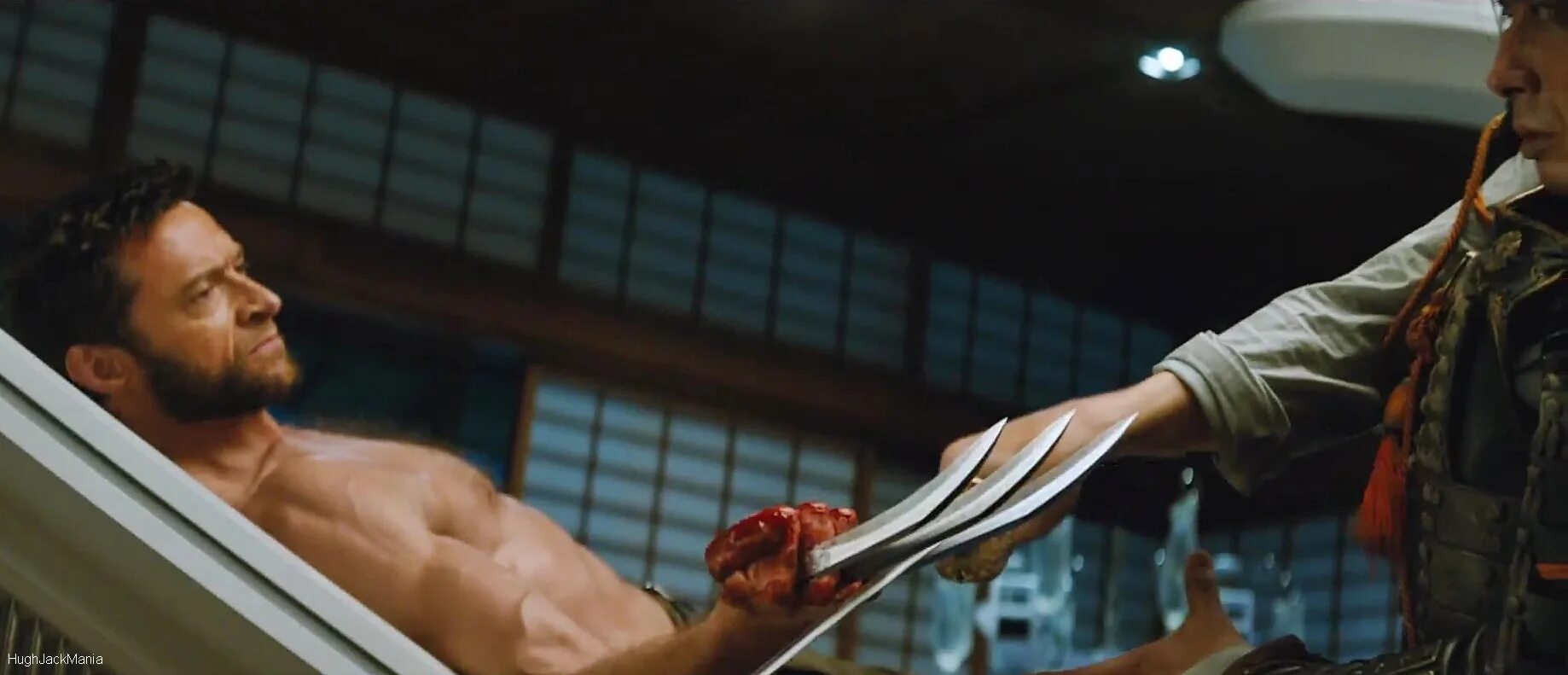 зубарев смотрит росомаха начало