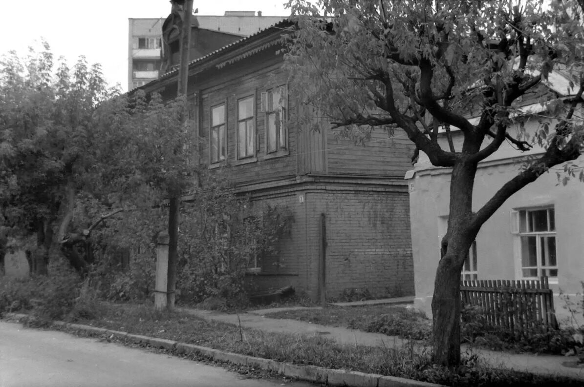 Маклина 40. Киров ул маклина в1960годы. Маклина 59а киров фото. Мама тома киров маклина. Маклина 60а киров планировка.