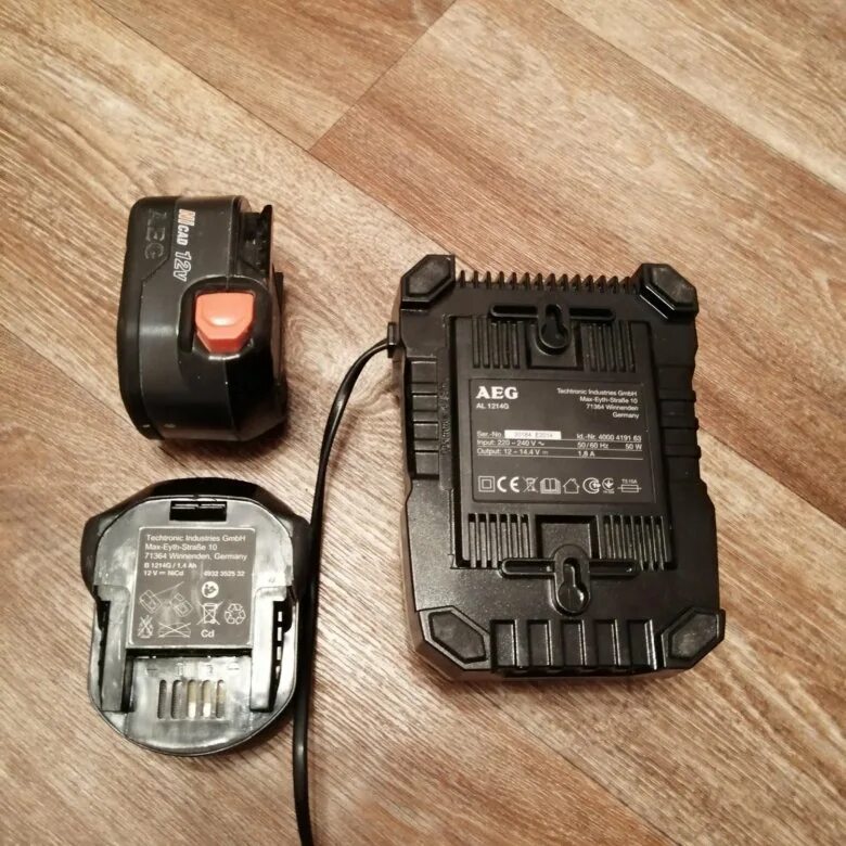 Аккумулятор на шуруповерт aeg. Аккумулятор для шуруповерта aeg 14.4v. аккумулятор для шуруповерта 12 вольт aeg. аккумулятор для шуруповерта аег 14.4. шуруповёрт аккумуляторный аег 14.4 вольт.