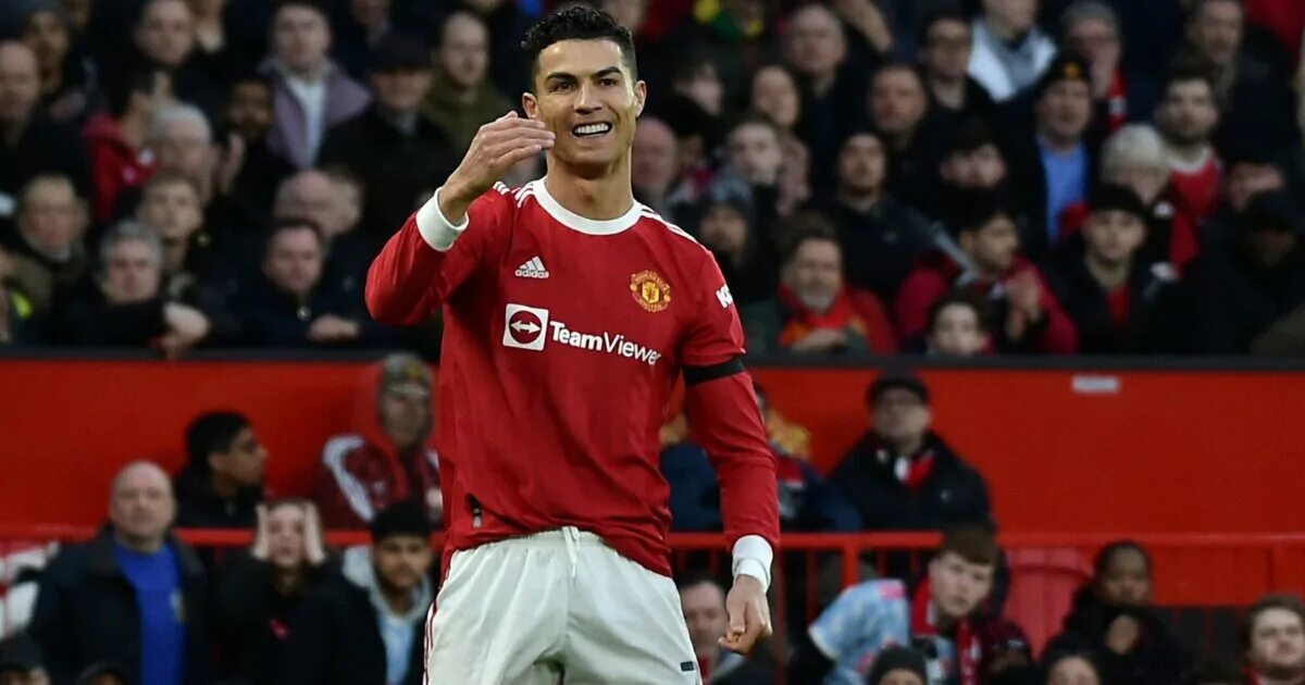 роналду манчестер юнайтед 2022. роналдо манчестер юнайтед. роналду круг. криштиану роналду манчестер юнайтед 2022. роналду манчестер юнайтед 2021.