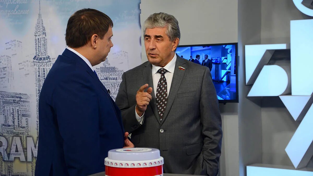Программы оренбургского телевидения. Телеканал отр. Программы оренбургского телевидения. Вести события недели. Оренбургский канал орт.