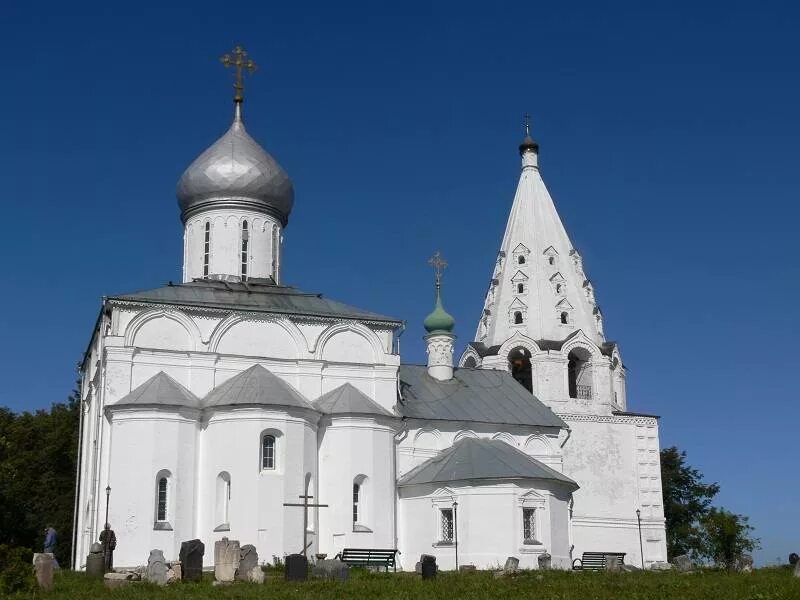 Свято троицкого данилова. Никитинский монастырь в Переславле-Залесском. Свято-Троицкий Данилов монастырь. Данилов монастырь Переславль-Залесский.