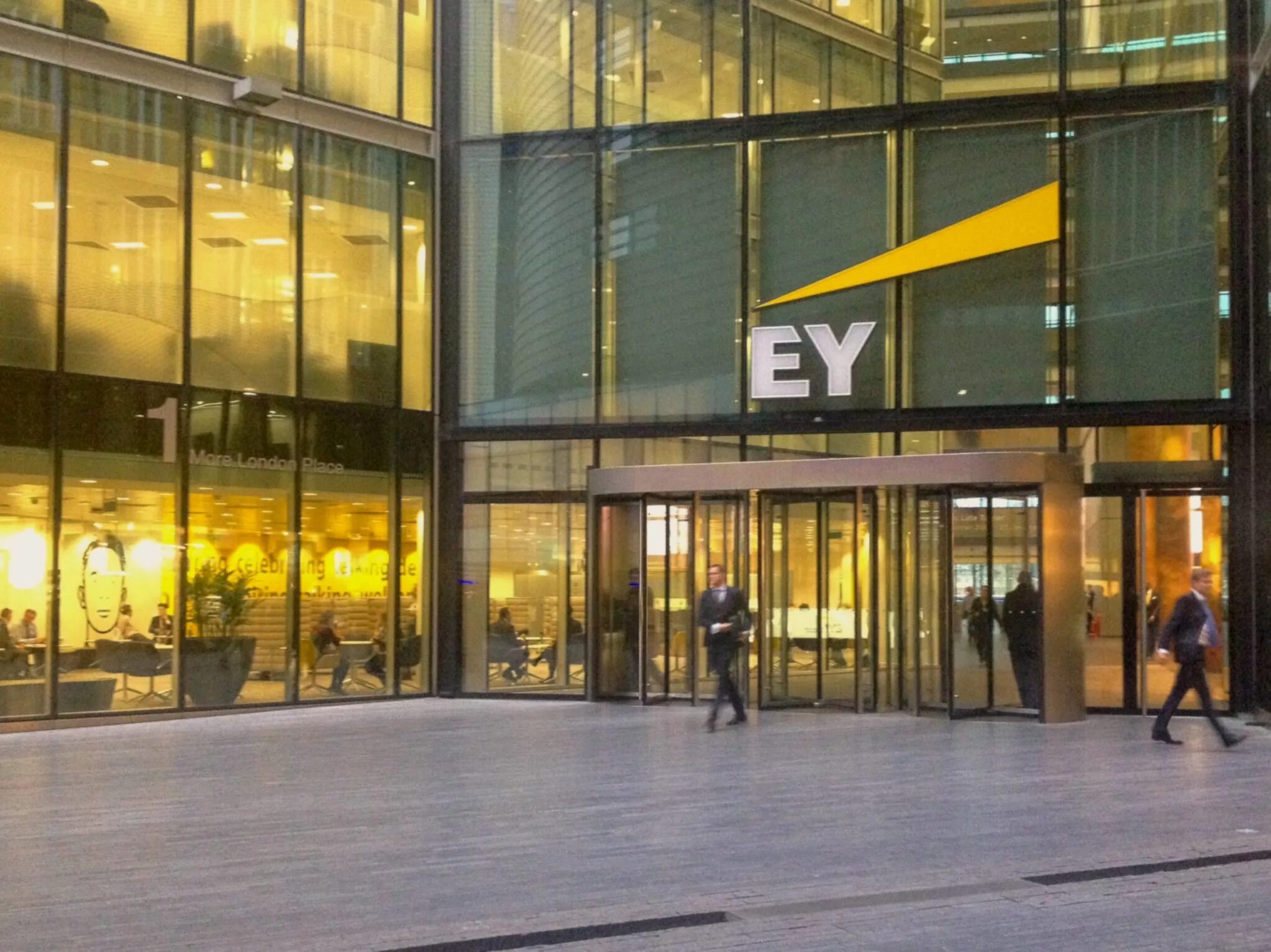 Ernst and young. Ernst & young здание. Ernst and young Санкт-Петербург. Ey компания.