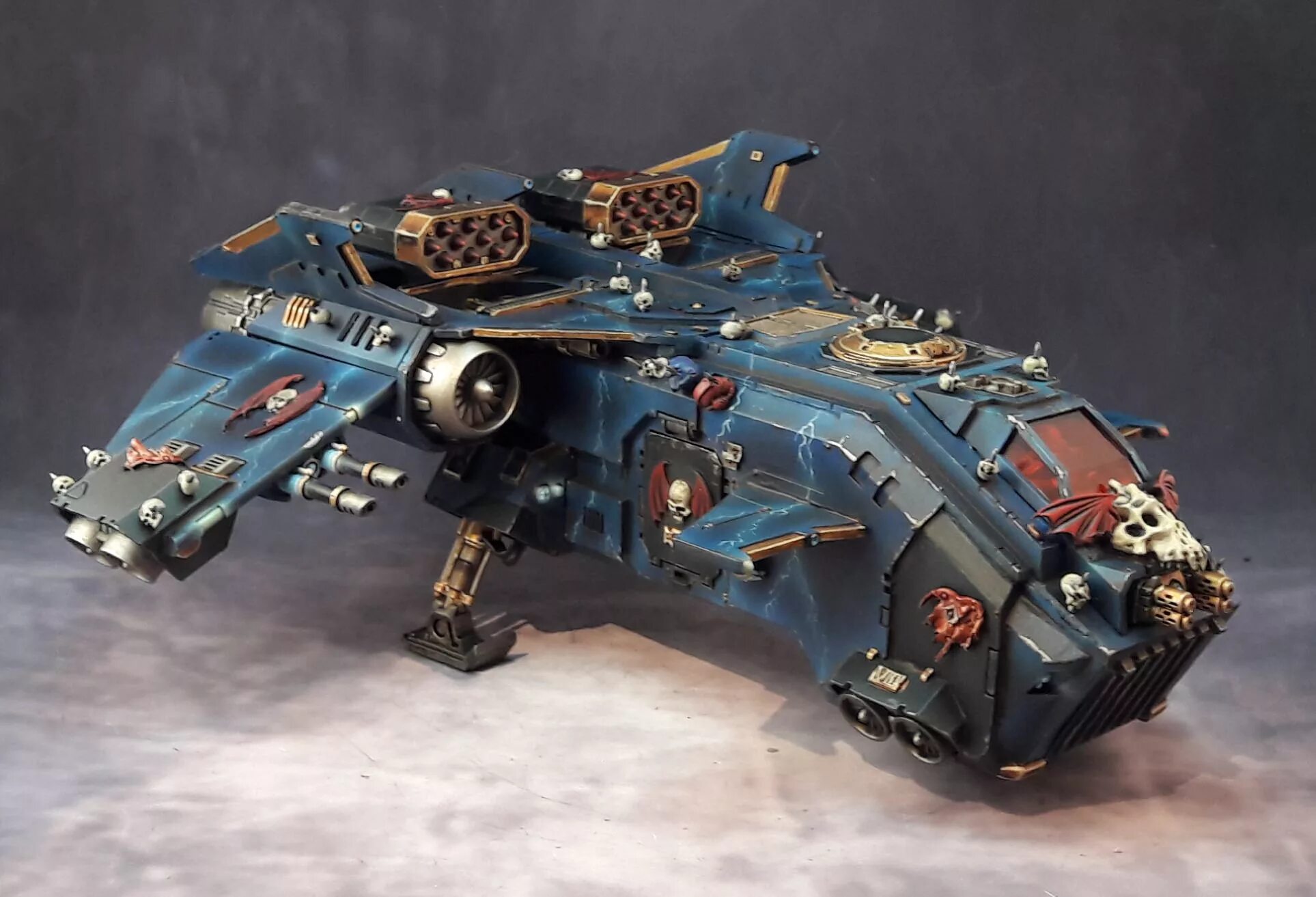 Warhammer 40000 Storm Eagle. Тандерхок Warhammer 40000. Chaos Storm Eagle Gunship. Chaos Fire Raptor Gunship.