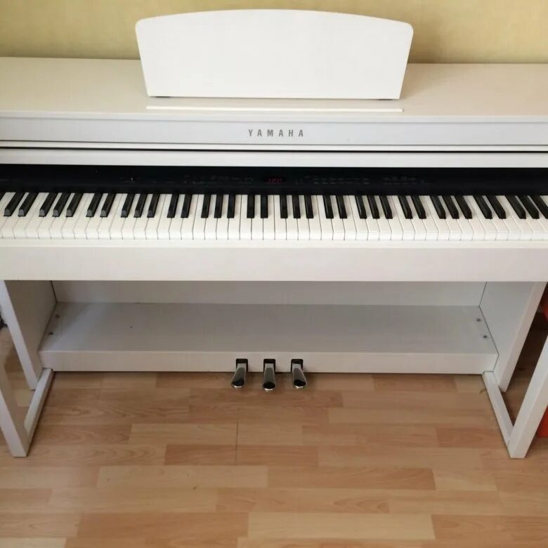 Yamaha clp-m88c0-10. Пианино цифровое yamaha clp-430b. Ямаха клавинова 440. Yamaha clavinova clp 735 б/у. Цифровое пианино yamaha clp-430.