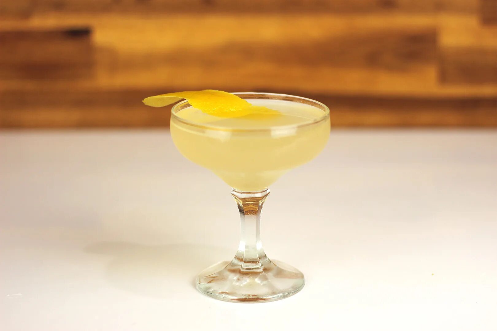 Хемингуэй спешл коктейль. Поп арт коктейль. Хемингуэй спешл коктейль. Любимый коктейль хемингуэя дайкири. Хемингуэй дайкири коктейль.