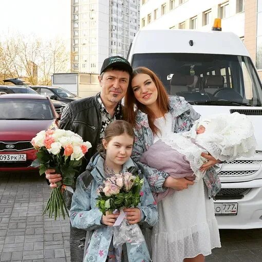 Как сложилась личная жизнь Алексея Потехина - второго участника дуэта "Руки ввер