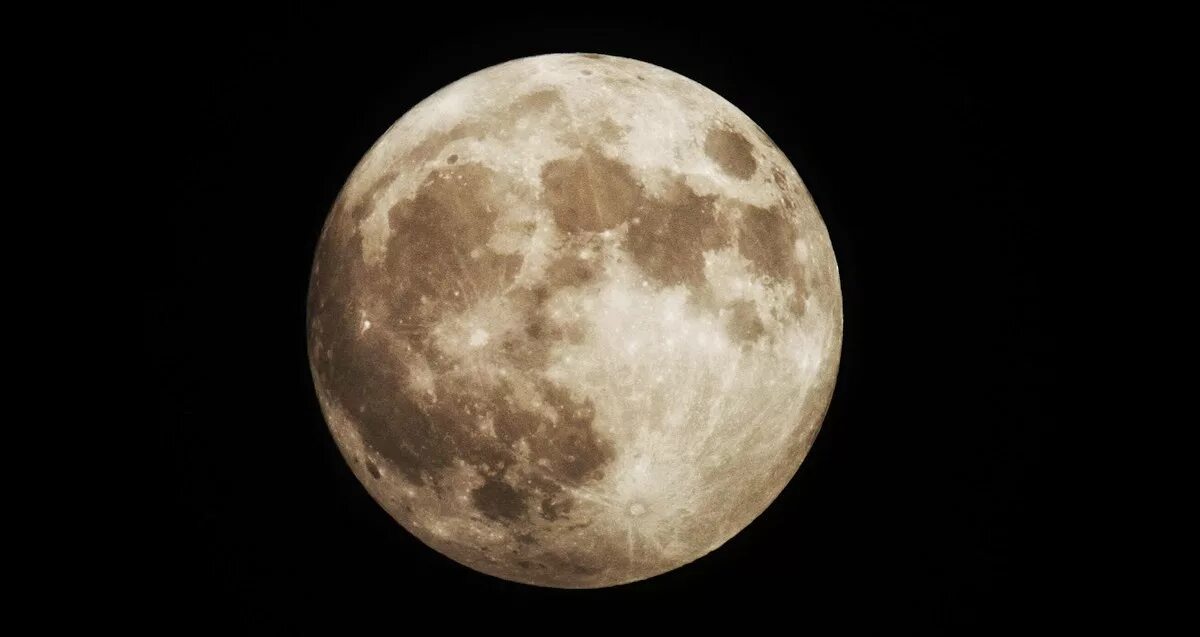 Луна. Большая Луна. Суперлуние. Фото Луны.