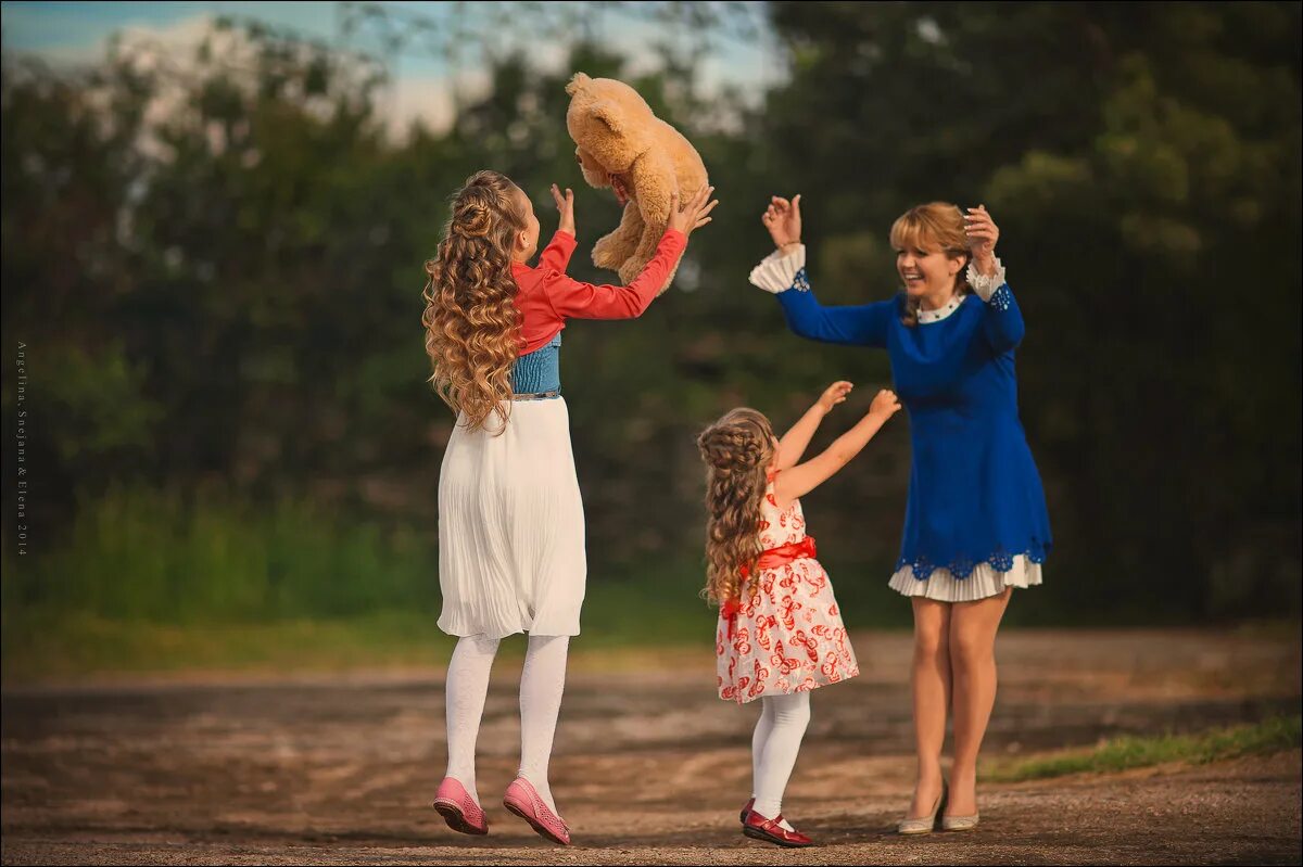 Родом из детства счастливая я. Детство. Мы Родом из детства. Фотосессия Родом из детства. Все мы из детства.