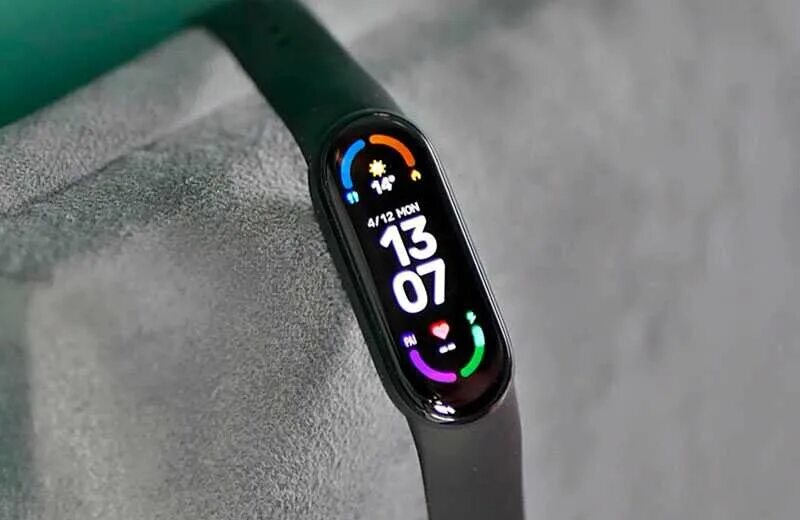 Band 6 уведомления. Фитнес-трекер xiaomi 6. mi band 6 уведомления. mi band 8 уведомления как выглядят. можно ли плавать в mi band 6.