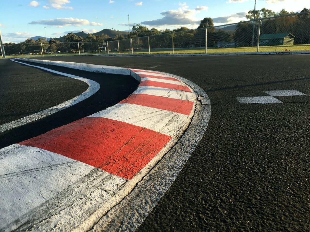 Track race