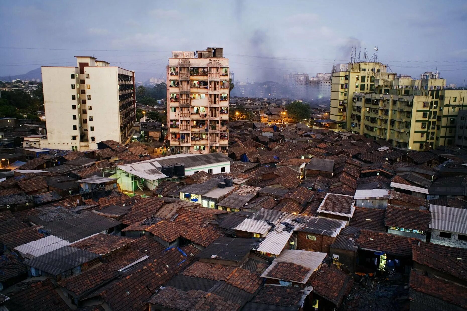 Бедные районы гетто. Сша трущобы гетто. Бедные районы сша. Чикаго фавелы. Бедные кварталы в буэнос айресе.