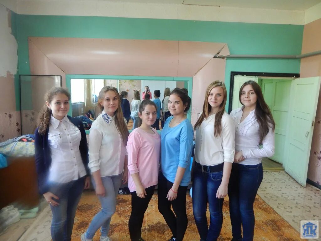 Школа с. Памятник победы в половодово. Школа половодово воспитания. Школа половодово воспитания. Соликамск половодово чёрном.