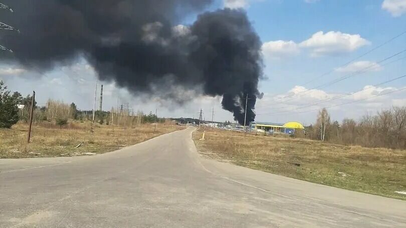 Пожар в промзоне Дзержинска 19 апреля. Пожар в Дзержинске Нижегородской области сегодня в промзоне. Пожары. Пожар в Дзержинске сейчас. Последние новости дзержинска нижегородской области сегодня