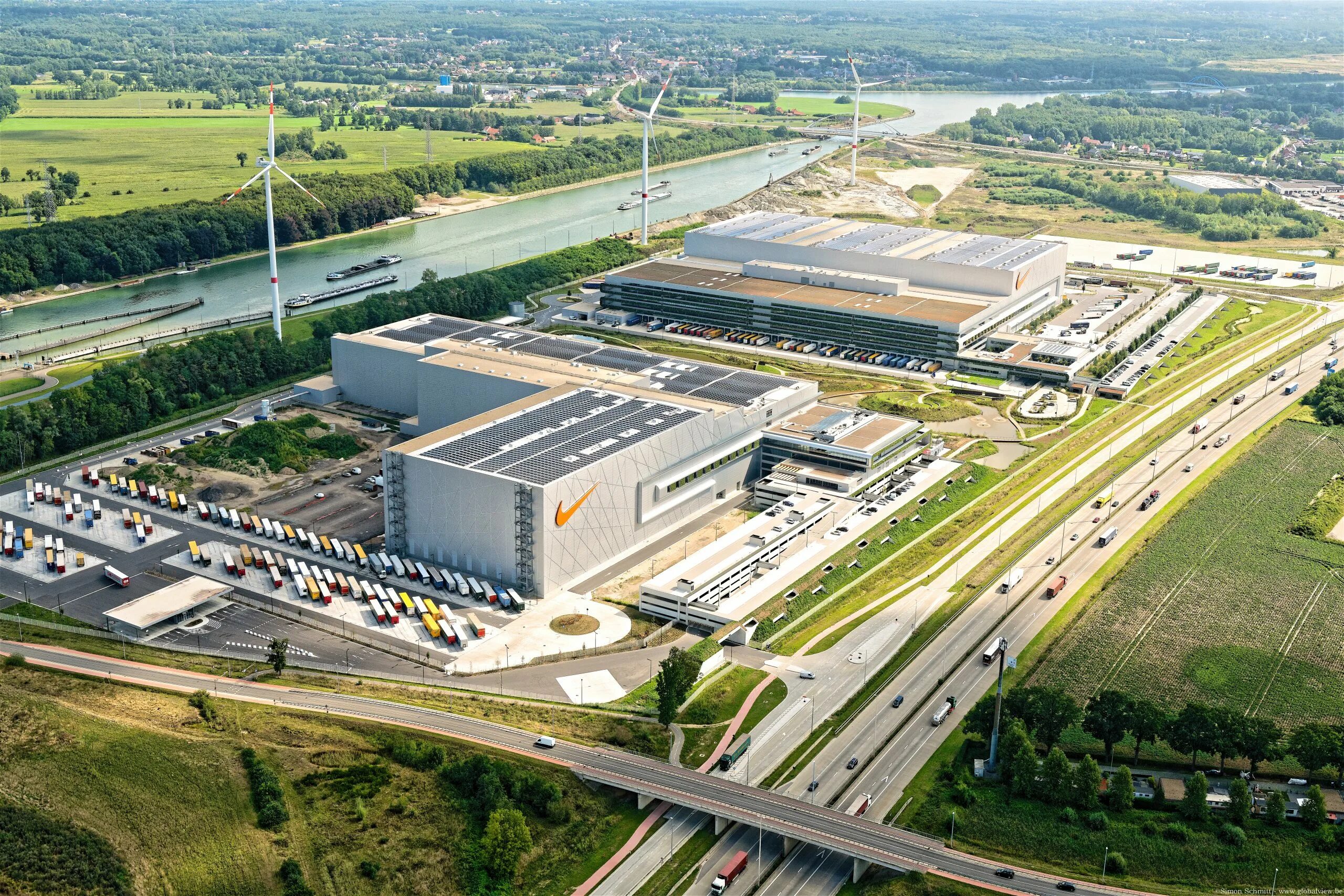 Centre powered. Laakdal Belgium Nike distribution Center. Shanghai Nike distribution Center. Johannesburg Nike distribution Center. Shagai Nike distribution Center.