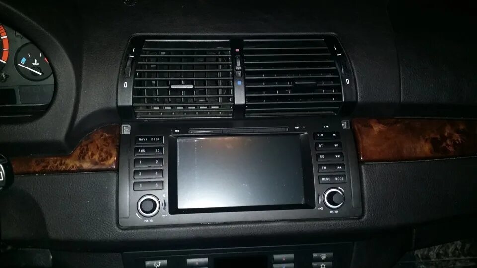 Замена штатного монитора 16/9 на Android 4.4 Car DVD в БМВ Х5 (E53) Часть 1 BM