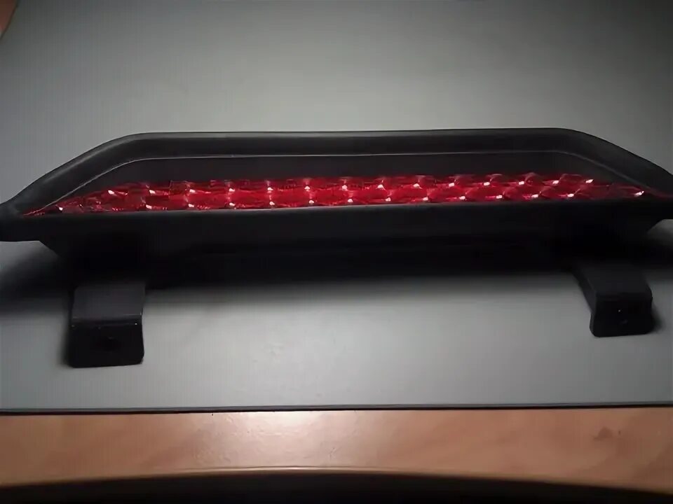 Стоп сигналы ниссан r51