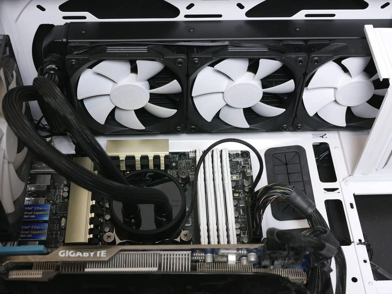 Fractal design celsius s24. Fractal design celsius s36. celsius s24. fractal design celsius s24, blackout. fractal design celsius s36 review.