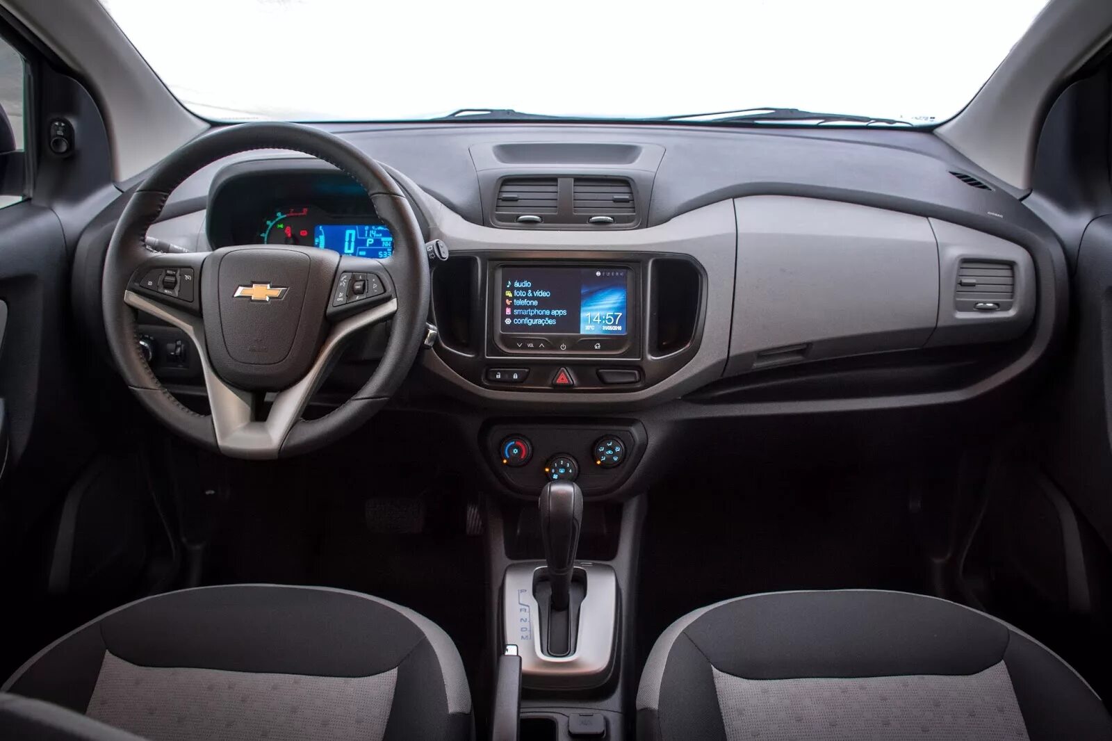 Cobalt 2023 salon. Cobalt 2023 salon. Шевроле кобальт 2021. Шевроле кобальт фотосалон плюсы и минусы. Новый шевроле кобальт 2021.