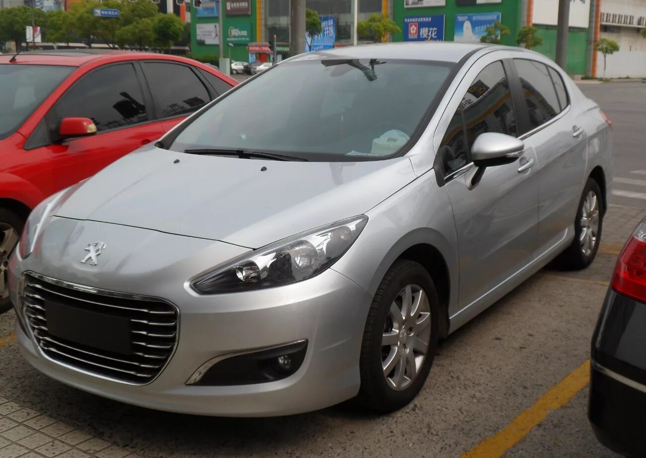 Peugeot 308 china. Peugeot 308 седан. Пежо 308 седан. Пежо 308 2022 седан. Китайский пежо 308.