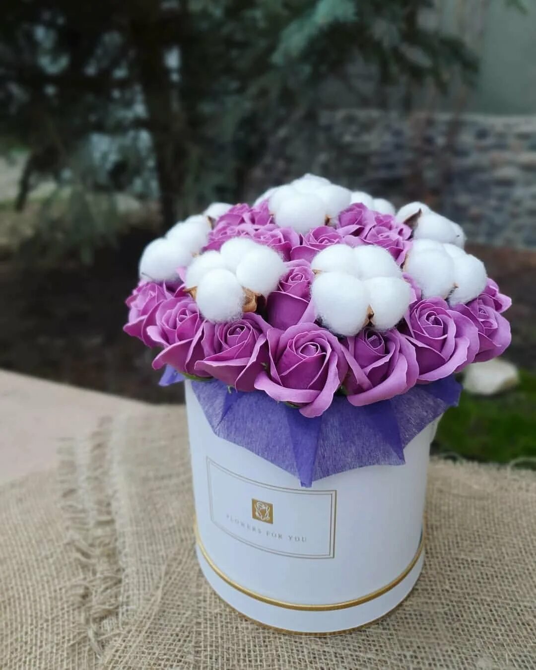 Букеты из мыльных цветов в шляпных коробках. Букеты из мыльных роз в коробке. Букеты из мыльных роз в шляпных коробках. Букеты из мыльных цветов в шляпных коробках. Букеты из мыльных роз в шляпных коробках.