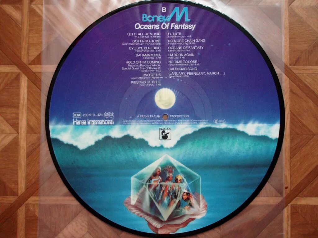 Boney m oceans. Boney m Oceans of Fantasy 1979 LP. Boney m Oceans of Fantasy 1979 пластинка. Boney m Oceans of Fantasy обложка. 1979 Oceans of Fantasy CD обложки.