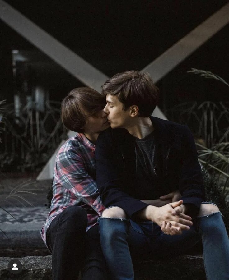 The wineholics. Wineholics якуб. The wineholics якуб и виталий. Thewineholics женаты. The wineholics.