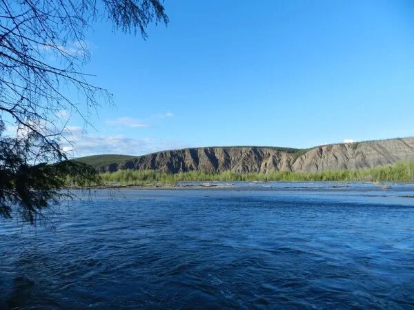 река сиинэ якутия. природа якутии вилюй. водные объекты якутии. долина реки лена. водные объекты якутии.