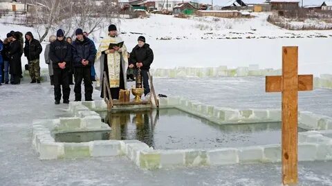 Когда ставить воду на крещение