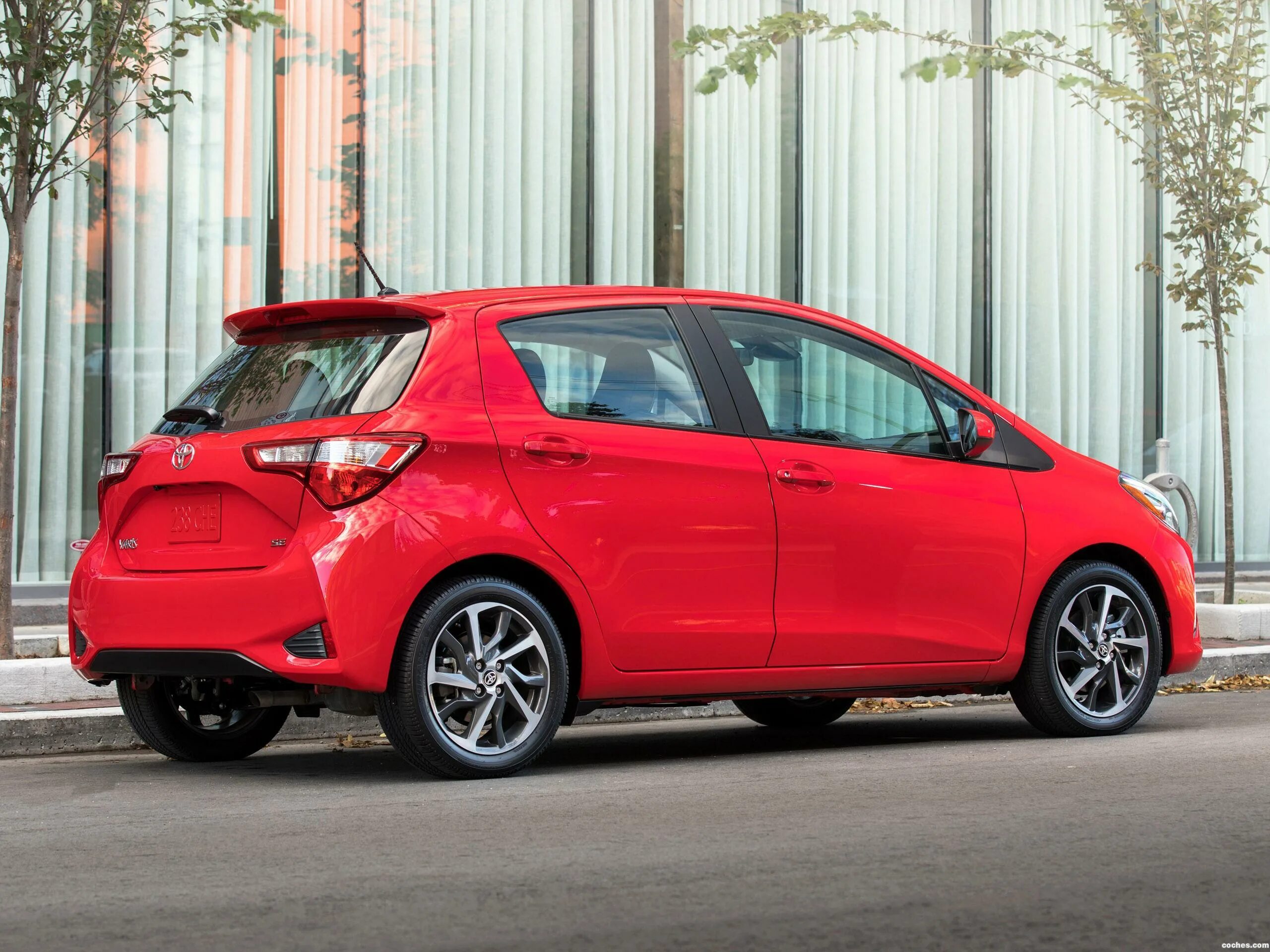 Тойота Ярис 2017. Тойота Ярис хэтчбек. Toyota Yaris Hatchback 2018. Тойота Ярис 2019. Ярис хэтчбек