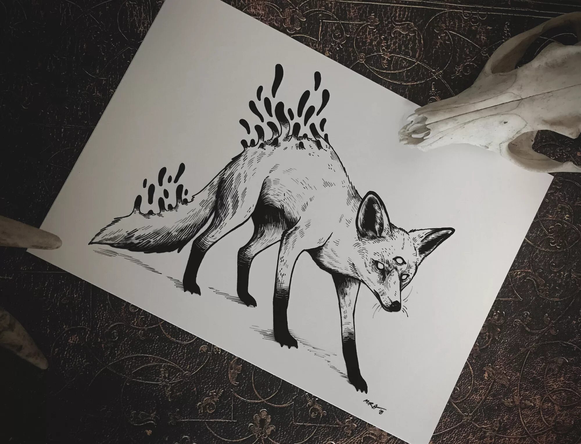 Собаки сиба ину милые. Мифический олень милый. Эстетичные рисунки животных. Олень с цветущими рогами. Эстетичный рисунок животного.