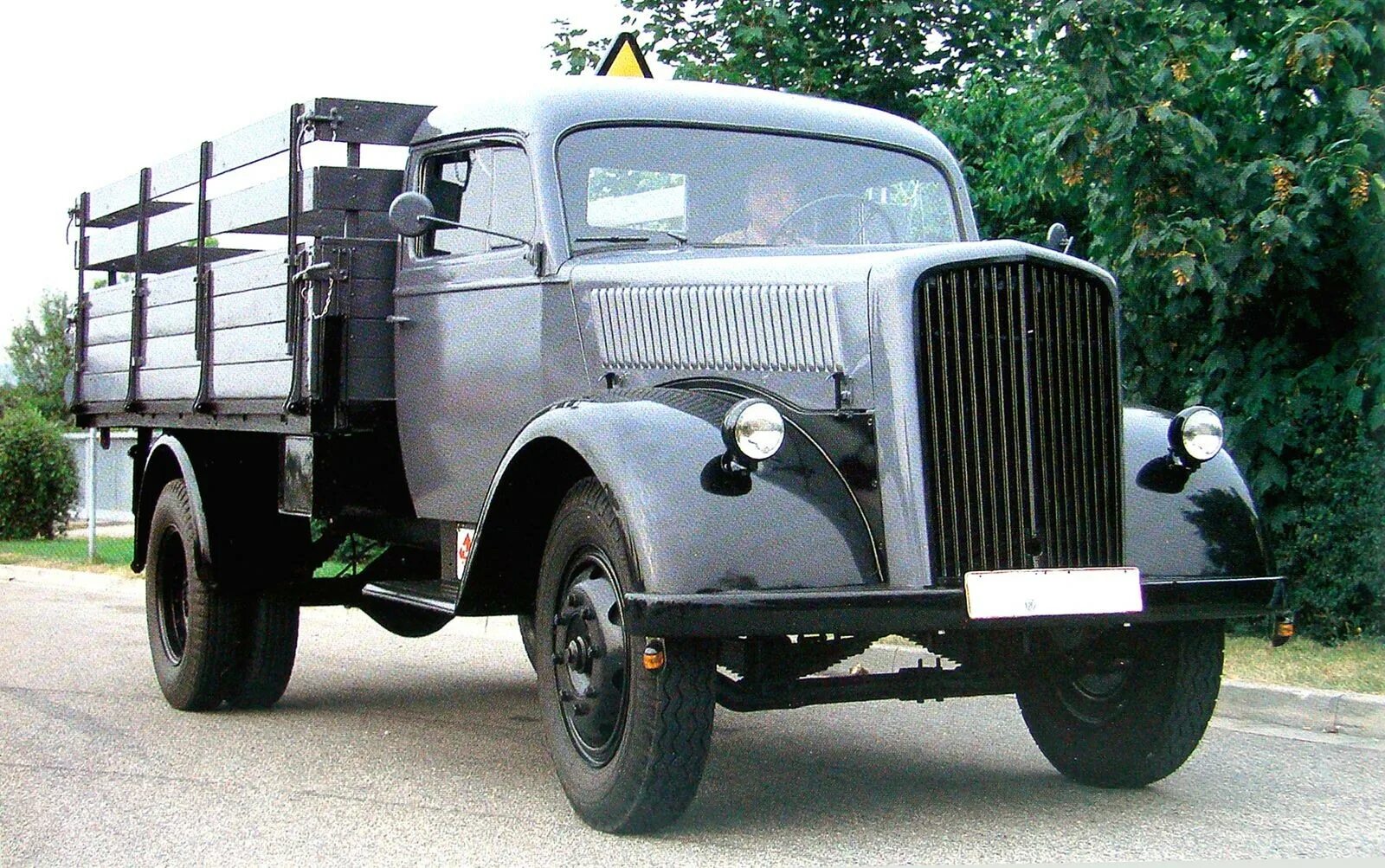 Грузовик второй мировой. Opel Blitz 3.6-6700а. Opel Blitz 1940. Грузовик Opel Blitz. Опель-блиц грузовик вермахта.