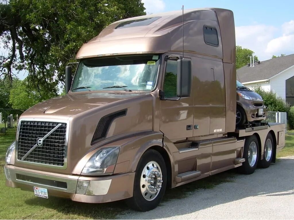 Авито вольво 670. Volvo vnl 670 2004. Решетка радиатора volvo vnl 670-780. Вольво vnl 670. Вольво американец vnl 670.