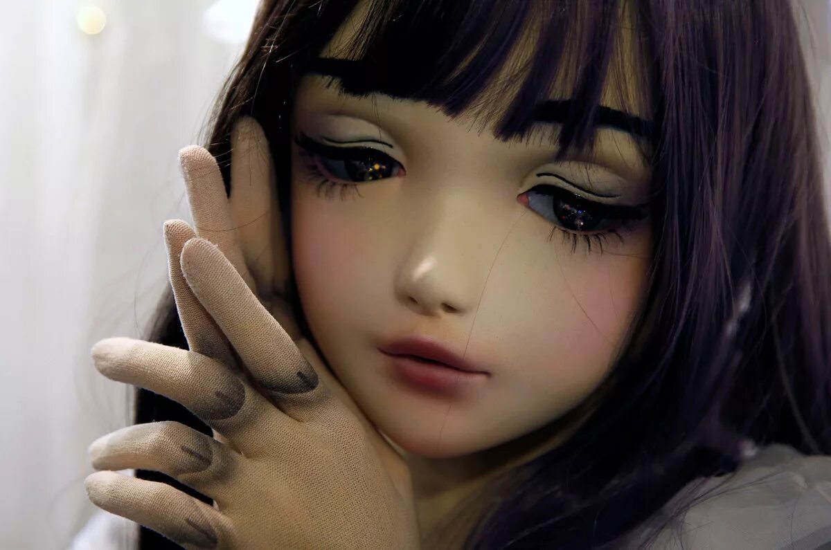 Лулу Хашимото. Лулу Хашимото Живая кукла. Хашимото модель кукла из Японии. Девушка кукла. Живую куклу видео