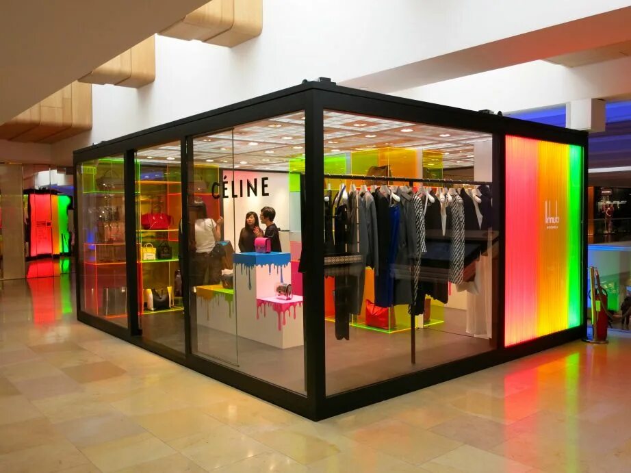 Shop up. Pop up магазин. Магазин Celine. Витрины Celine. Pop up Store.