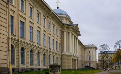 Фото академии