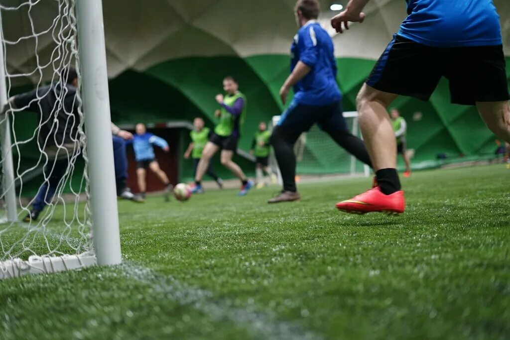 для любителей футбола. футбол тренировка. любительский футбол. для любителей футбола. любительский футбол.