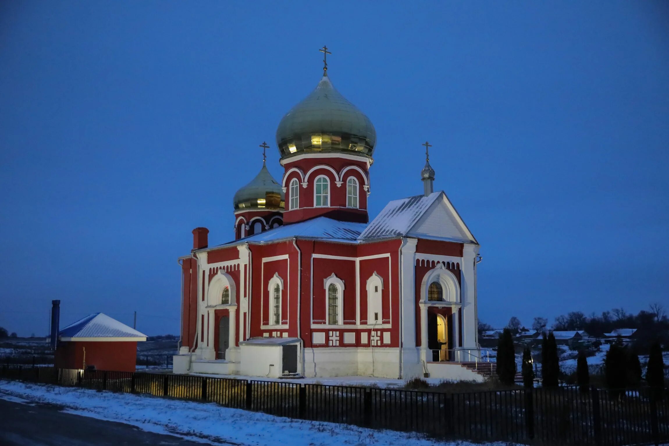 Вологодская область тульская область краснодарский край. Верхоупье Тульская обл Введенский храм. Храм в Верхоупье Воловского района. Верхоупье Воловского района Тульской области. Введенская Церковь Тульская область.