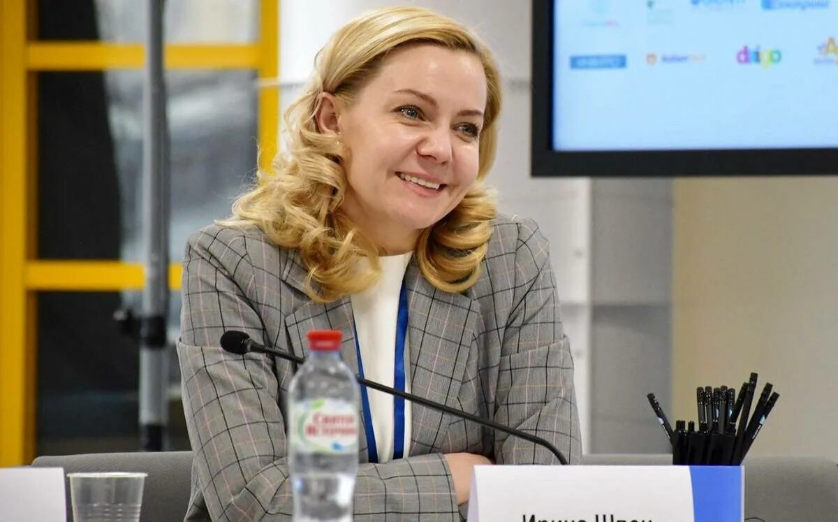 Лотванова ольга александровна. Директор центра карьеры. Орачева. Директор центра карьеры. Директор центра моя карьера ирина швец.