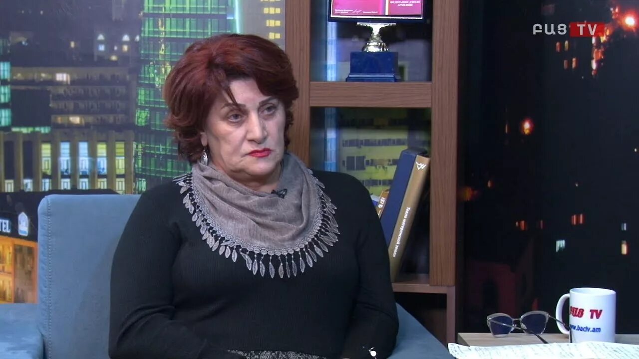 Lusia Hakobyan. Астхабан Люся Акопян 2022. Люся Акопян астролог. Бац ТВ Армения. Канал открытая украина