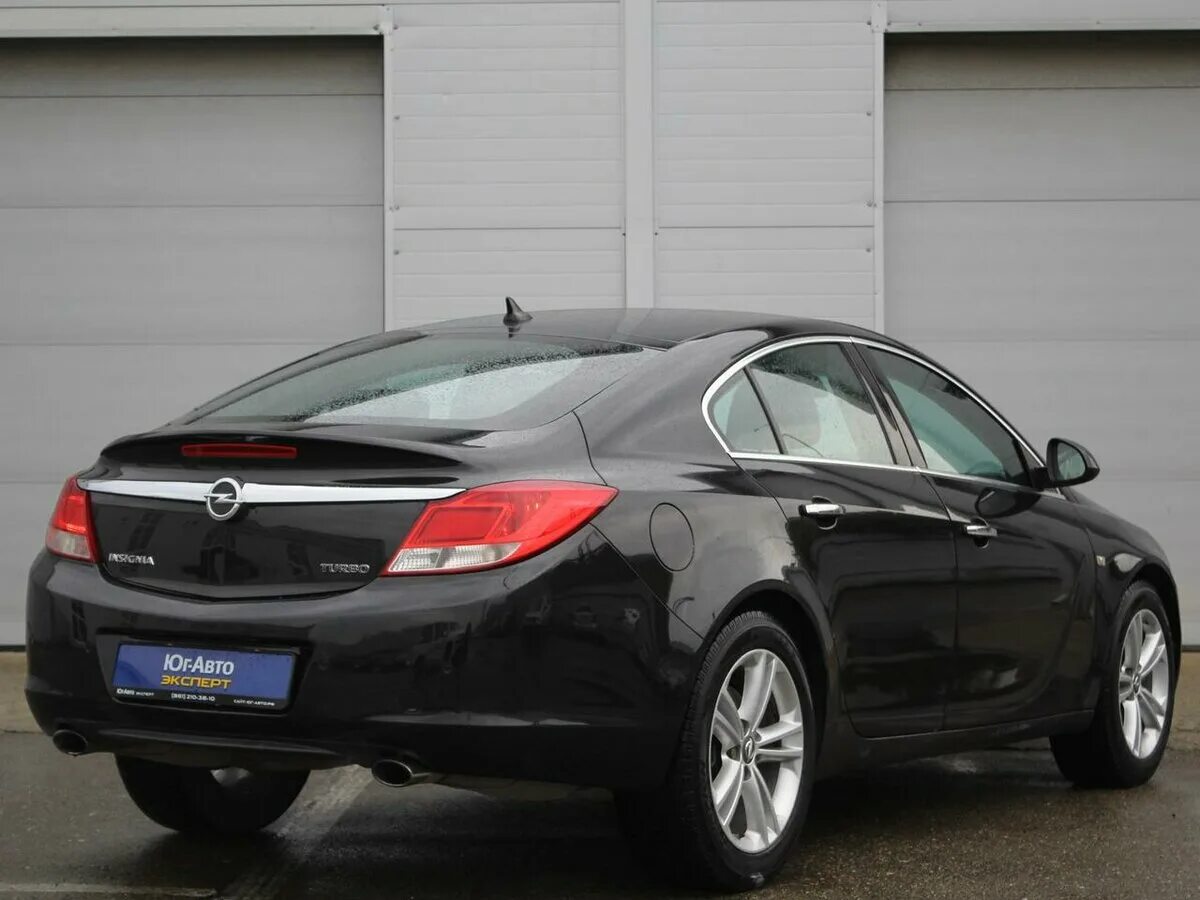 Opel Insignia 2010. Opel Insignia черная. Opel Insignia 2012 черная. Опель Инсигния 2010 седан. Купить опель инсигния с пробегом